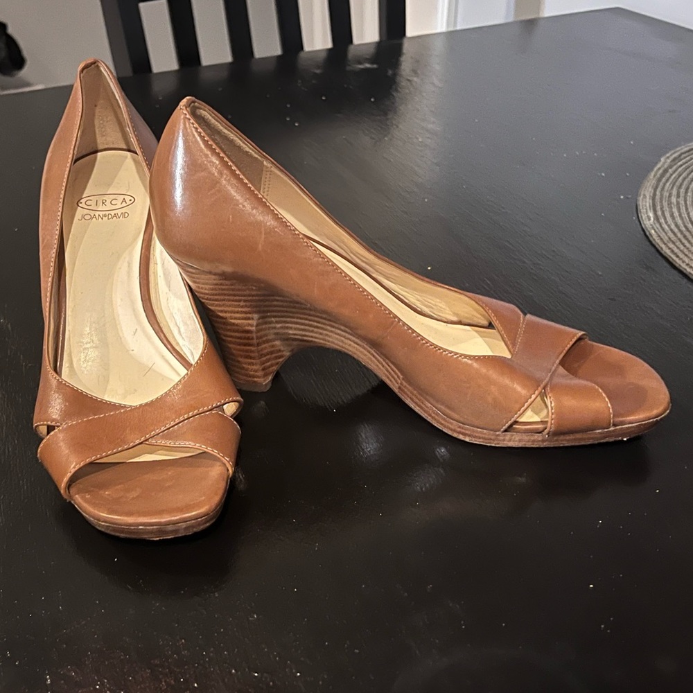 Joan & David Tan/Brown Wedges